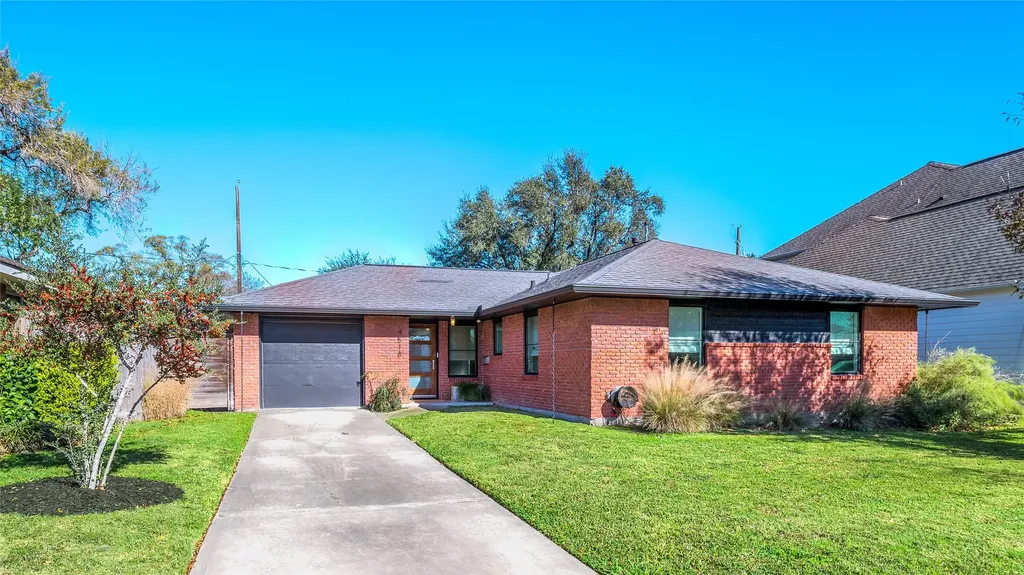 4518 Viking Drive Houston TX 77092