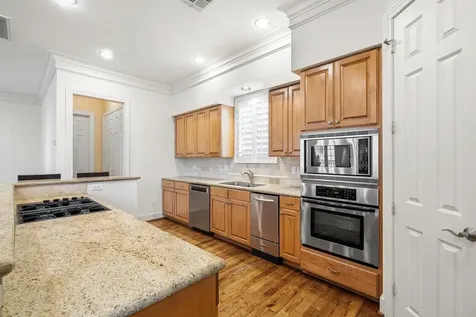 5507 Val Verde Street Houston TX 77056