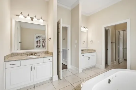 5507 Val Verde Street Houston TX 77056