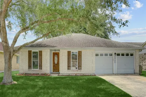 16706 Schooners Way Friendswood TX 77546