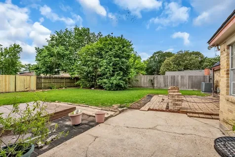 8910 Pine Shores Drive Humble TX 77346
