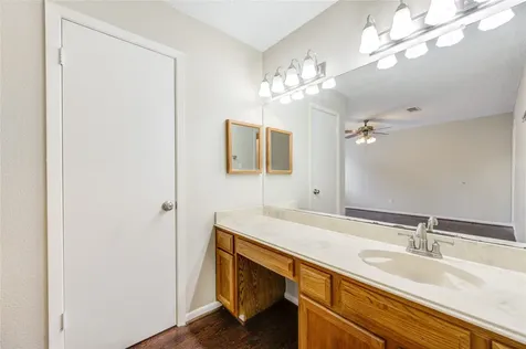 2923 Cottonfield Way Sugar Land TX 77479