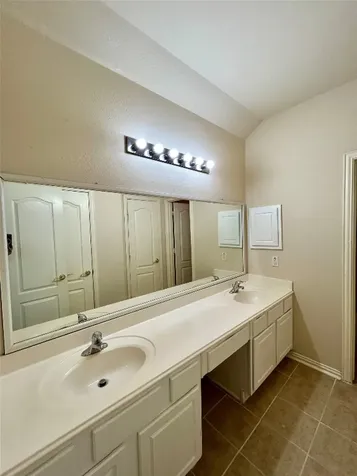 2516 Brittany Lakes Drive League City TX 77573