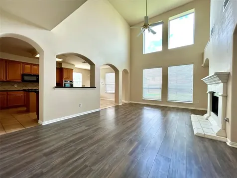 2516 Brittany Lakes Drive League City TX 77573
