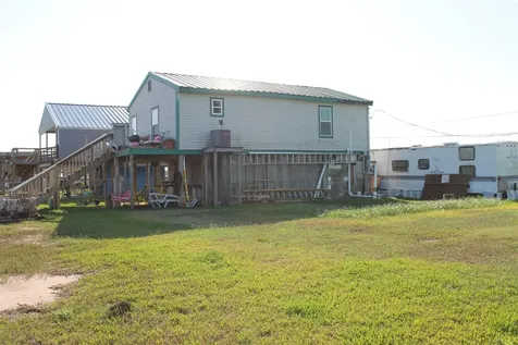 7115 W Hunter Drive Hitchcock TX 77563