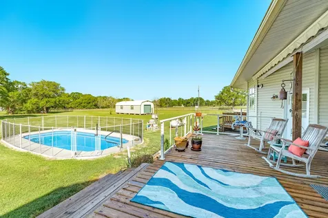 5373 County Road 898 West Columbia TX 77486