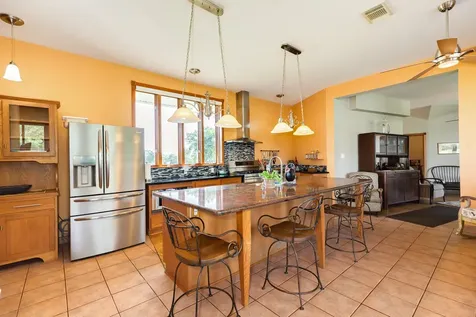 5373 County Road 898 West Columbia TX 77486