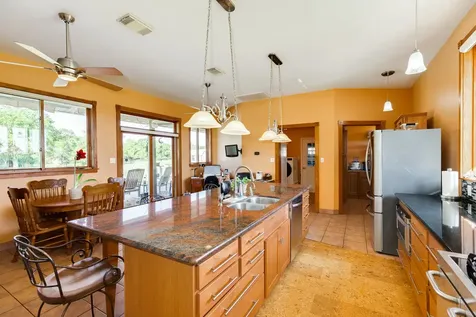 5373 County Road 898 West Columbia TX 77486
