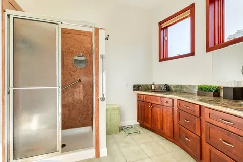 5373 County Road 898 West Columbia TX 77486