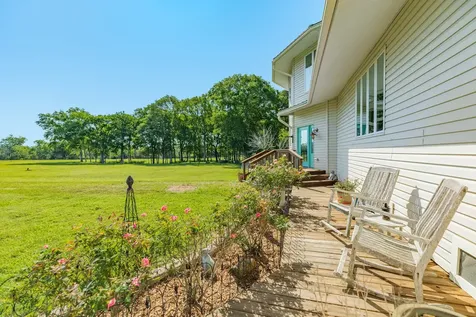 5373 County Road 898 West Columbia TX 77486