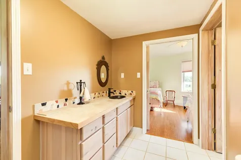 5373 County Road 898 West Columbia TX 77486