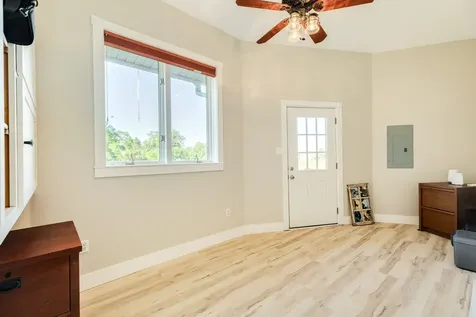 5373 County Road 898 West Columbia TX 77486
