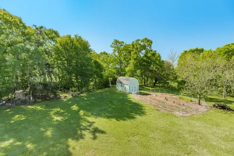 5373 County Road 898 West Columbia TX 77486