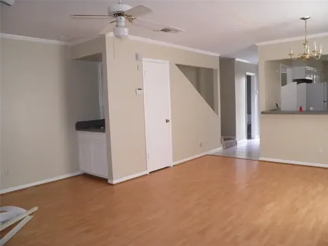 11000 Kinghurst Street 115 Houston TX 77099