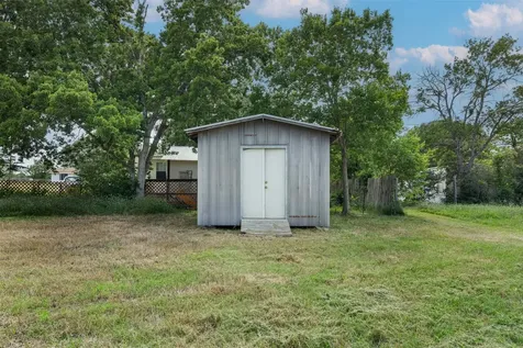 585 State Highway 36 N Caldwell TX 77836