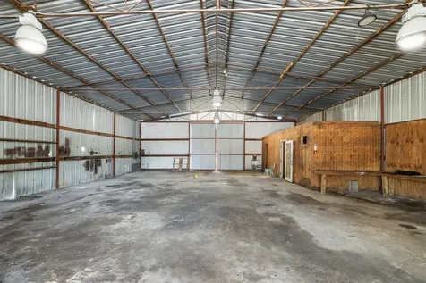 585 State Highway 36 N Caldwell TX 77836