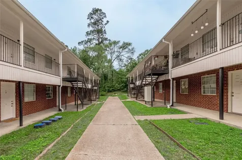 600 Palm Street 13 Huntsville TX 77340