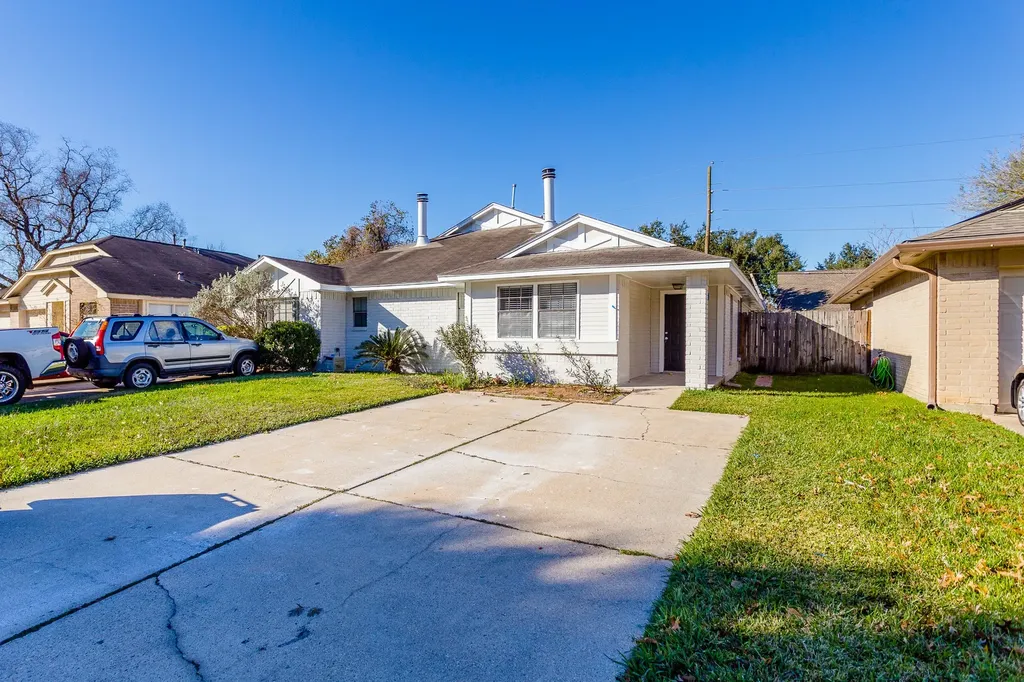 5115 Beaverhollow Drive Houston TX 77084