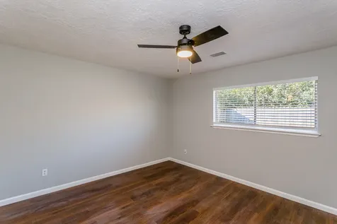 5115 Beaverhollow Drive Houston TX 77084