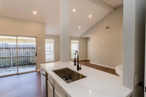 5115 Beaverhollow Drive Houston TX 77084