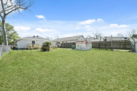 618 Hoffman Street Houston TX 77020