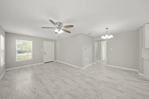 618 Hoffman Street Houston TX 77020