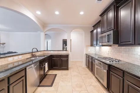 14 Arrowfeather Place The Woodlands TX 77389