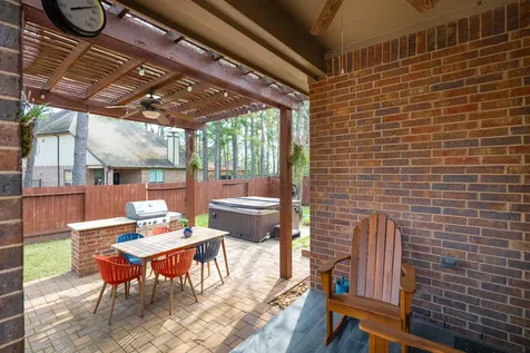 14 Arrowfeather Place The Woodlands TX 77389