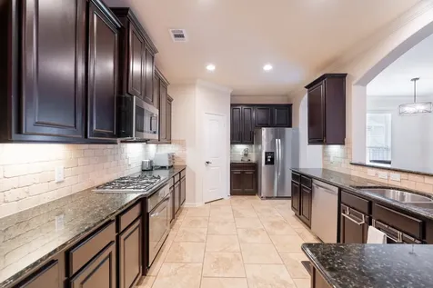 14 Arrowfeather Place The Woodlands TX 77389