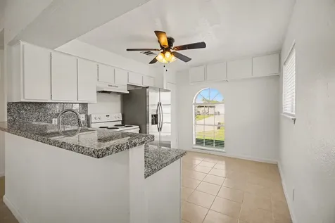 1805 Chickadee Drive League City TX 77573