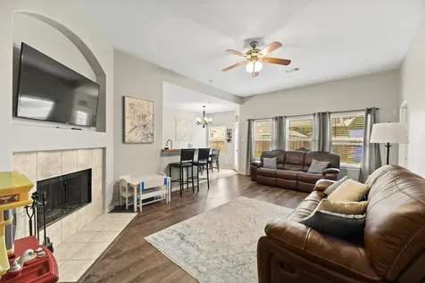 32018 Anne Lane Pinehurst TX 77362