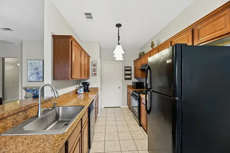 32018 Anne Lane Pinehurst TX 77362
