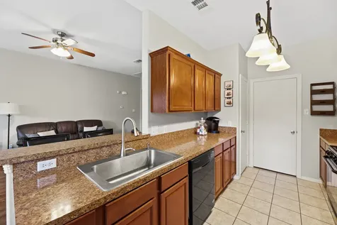 32018 Anne Lane Pinehurst TX 77362