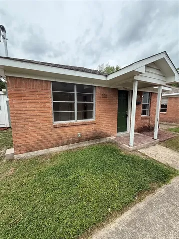 1311 Malvern Street Houston TX 77009