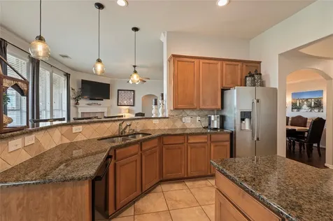 2217 Daroca Drive League City TX 77573