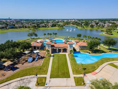 2217 Daroca Drive League City TX 77573
