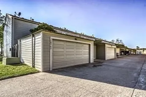 10763 Sandpiper Drive Houston TX 77096