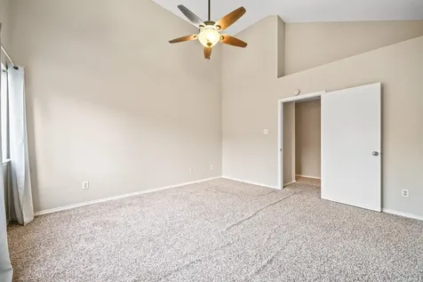 2023 Gentryside Drive 204 Houston TX 77077