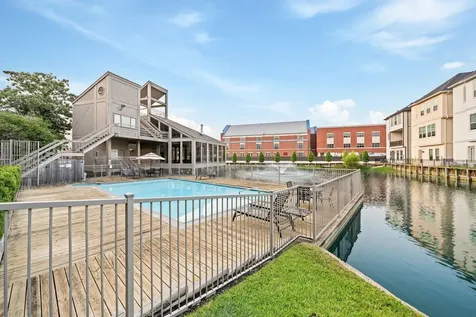 2023 Gentryside Drive 204 Houston TX 77077