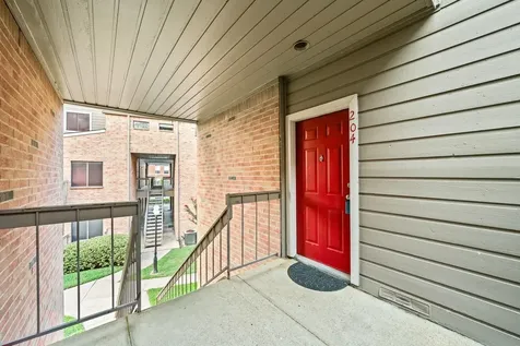 2023 Gentryside Drive 204 Houston TX 77077