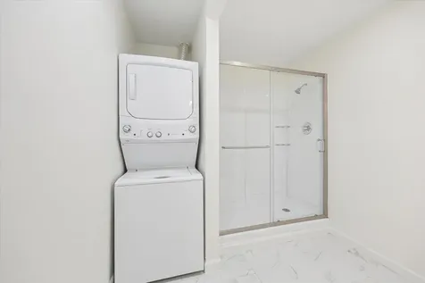 1011 W 10th Street 3 Houston TX 77008