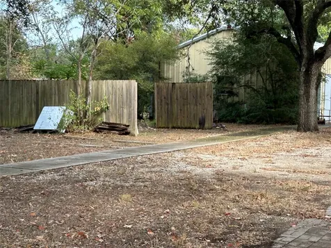 1402 East Avenue Katy TX 77493