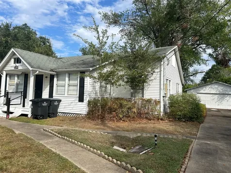 1402 East Avenue Katy TX 77493