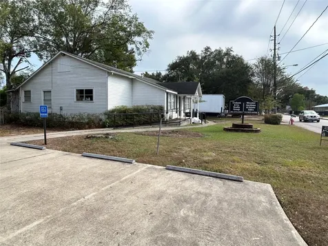1402 East Avenue Katy TX 77493