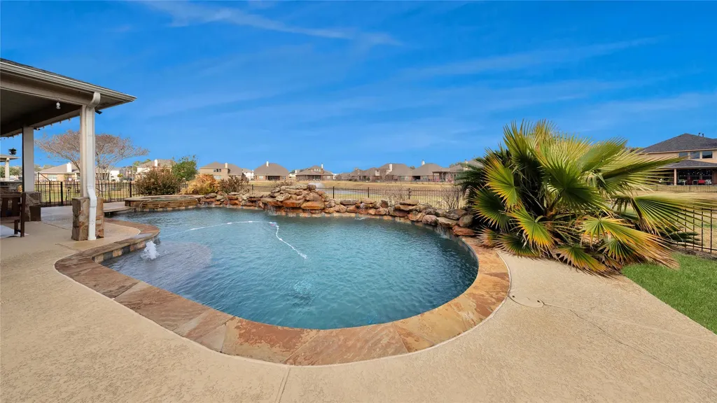 23502 Starbridge Lake Lane Richmond TX 77407