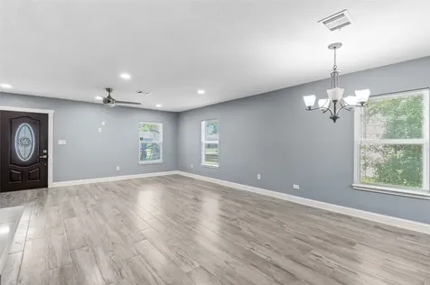 3853 Rosedale Street Houston TX 77004