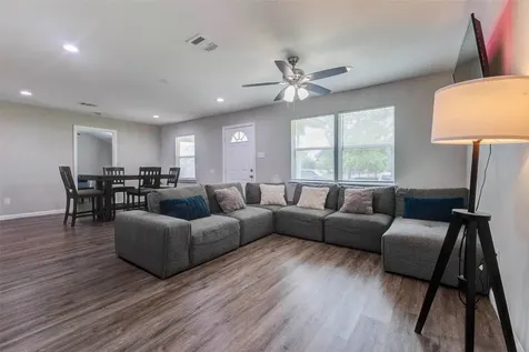 5031 Caplin Street Houston TX 77026
