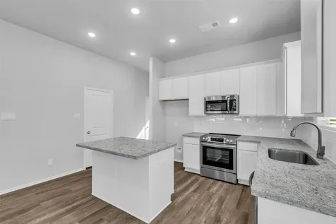 11964 Canal Street Willis TX 77318