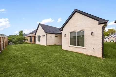 98 Camden Hills Dr Drive Montgomery TX 77356