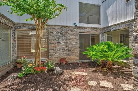 13805 Imperial Court Sugar Land TX 77498